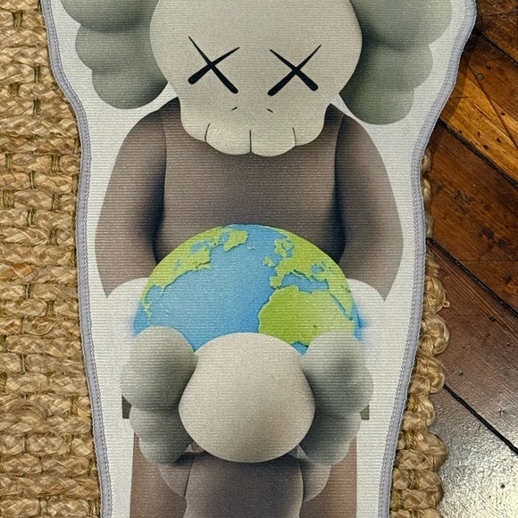 KAWS Rug - Picture 2 of 3